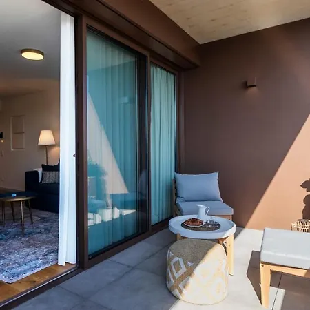 Casa Do Sol By Lovelystay Апартаменты Вила-Нова-ди-Гая